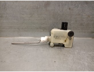 Recambio de motor tapa deposito combustible para porsche cayenne (9pa) 3.2 referencia OEM IAM 7L5810773  