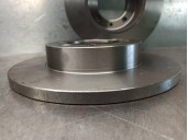 Recambio de disco freno trasero para renault 19 hatchback (b/c53) referencia OEM IAM 6010113 