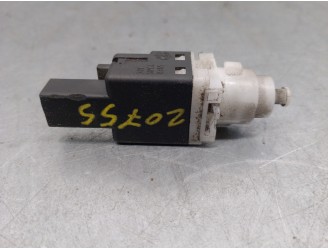 Recambio de interruptor para peugeot boxer caja cerrada (rs 3000) (330/333) 2007 ) 2.2 hdi cat referencia OEM IAM 46840510  