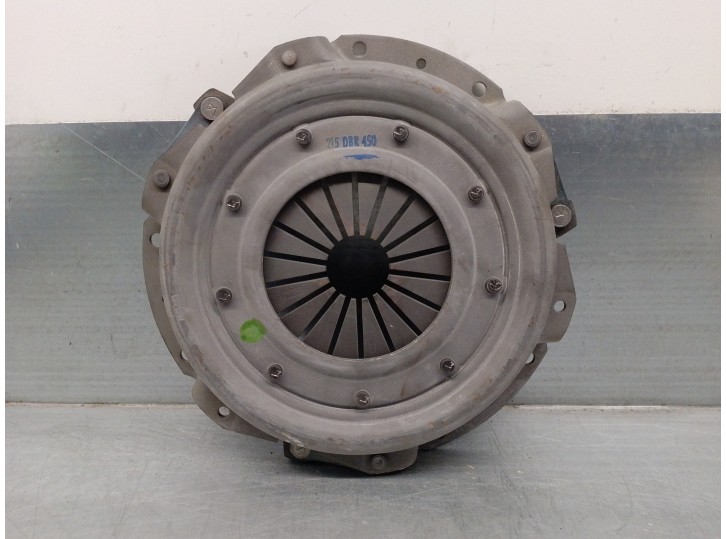 Replacement clutch kit for Alfa Romeo 155 1.8 16V CAT OEM IAM reference 802052 VALEO
