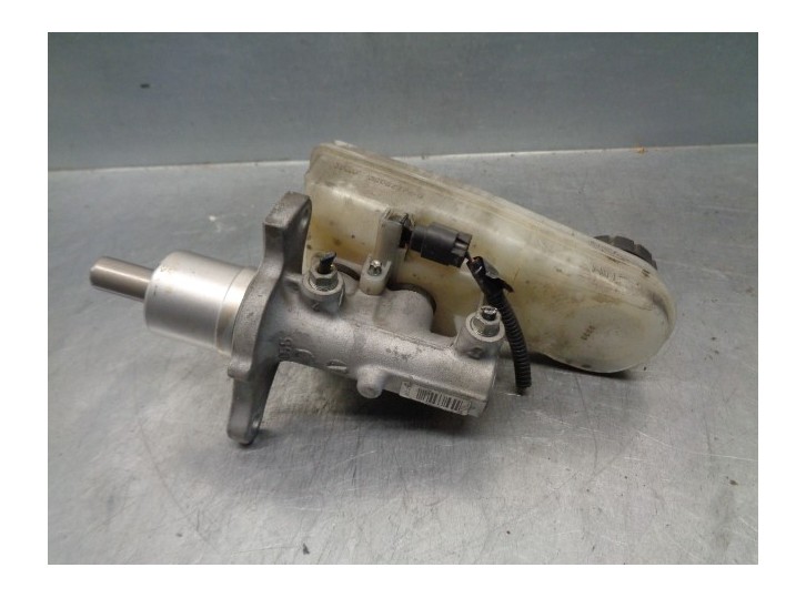 Recambio de bomba freno para mitsubishi colt berlina 3 (cz) 1.3 atlantis referencia OEM IAM 4625A047 