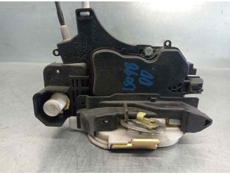 Recambio de cerradura puerta delantera derecha para mitsubishi colt berlina 3 (cz) 1.3 atlantis referencia OEM IAM 5715A136 2 PI