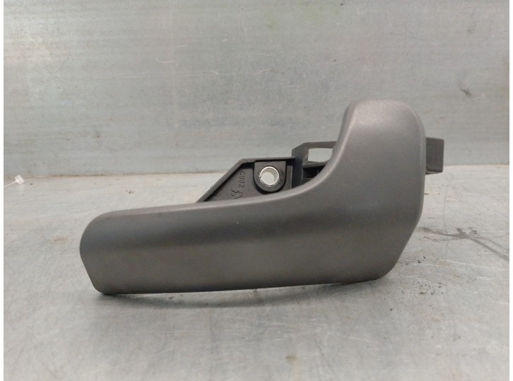 Replacement front right interior door handle for Peugeot Boxer closed box (RS 3000) (330/333) 2007) 2.2 HDi CAT reference 