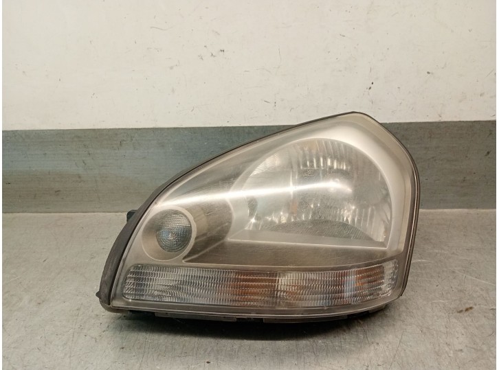 Recambio de faro izquierdo para hyundai tucson (jm) 2.0 crdi referencia OEM IAM 921032E020 921032E020 