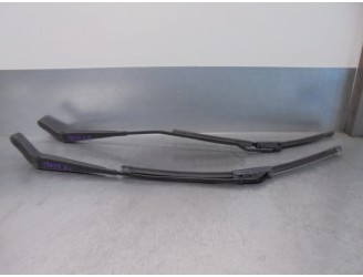 Recambio de brazo limpia delantero derecho para jaguar x-type 2.5 v6 24v cat referencia OEM IAM 1X4317526AC 1X4317527AC 