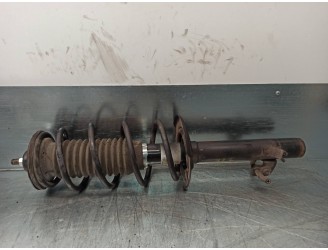 Recambio de amortiguador delantero derecho para toyota aygo (kgb/wnb) 1.0 cat referencia OEM IAM 485200H010 03071000398 KYB