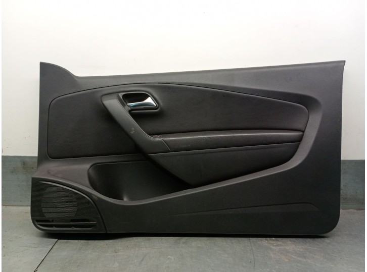 Recambio de guarnecido puerta delantera derecha para bmw 1 (e87) 116 d referencia OEM IAM 6R3867012 51419121146 