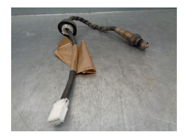 Recambio de sonda lambda para mitsubishi colt berlina 3 (cz) 1.3 atlantis referencia OEM IAM MR985039 0258006566 BOSCH