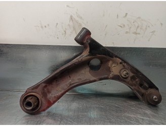 Recambio de brazo suspension inferior delantero derecho para toyota aygo (kgb/wnb) 1.0 cat referencia OEM IAM 480680H010 