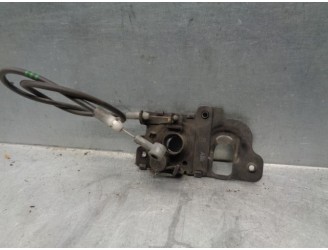 Replacement hood latch for Hyundai Accent (MC) 1.4 CAT OEM IAM reference 
