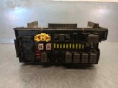 Recambio de caja reles / fusibles para jeep gr. cherokee (wh) 3.0 crd cat referencia OEM IAM 04692073AB  