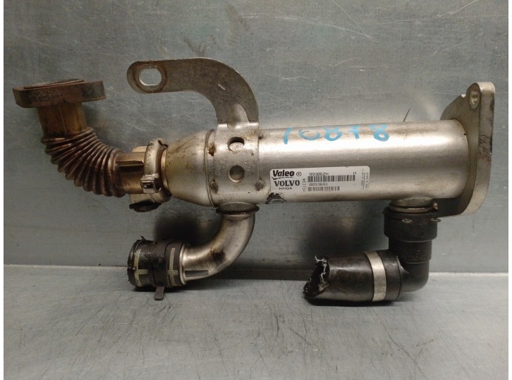 Replacement EGR cooler for Volvo V50 estate 2.0 diesel CAT OEM IAM reference 8653691 993062H VALEO