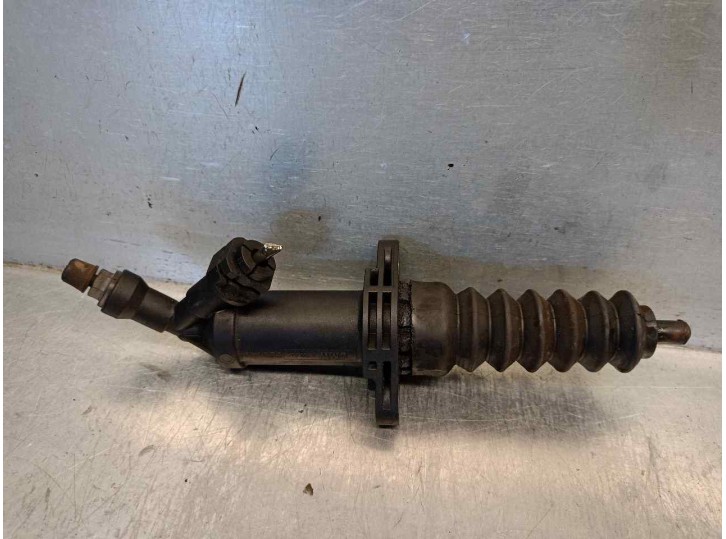 Recambio de bombin embrague para bmw serie 1 berlina (e81/e87) 2.0 16v diesel cat referencia OEM IAM 6785964 