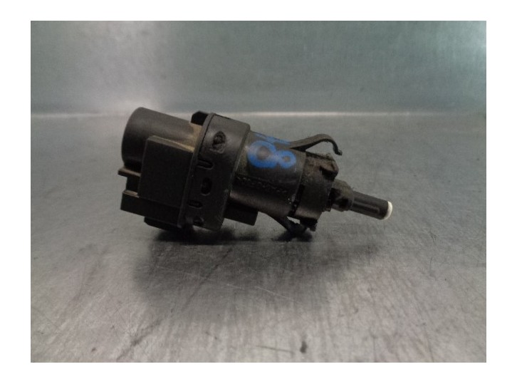 Recambio de sensor para volvo v50 familiar 2.0 diesel cat referencia OEM IAM 3M5T13480AD 