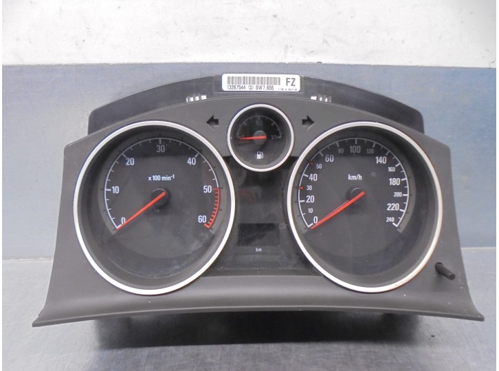 Recambio de cuadro instrumentos para opel astra gtc 1.7 16v cdti referencia OEM IAM 13267544 