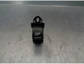 Recambio de mando elevalunas trasero derecho para volvo v50 familiar 2.0 diesel cat referencia OEM IAM 30773217 
