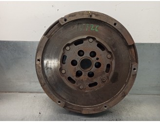 Recambio de volante motor para peugeot 308 1.6 hdi fap referencia OEM IAM 9686904080  