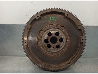 Recambio de volante motor para skoda scala (nw) 1.0 tsi referencia OEM IAM 04C105266E 052294002291 