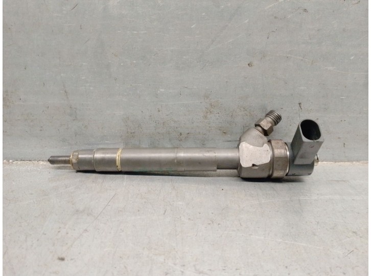 Recambio de inyector para chrysler pt cruiser (pt_) 2.2 crd referencia OEM IAM A6110700987 0445110072 BOSCH