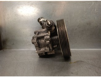 Recambio de bomba servodireccion para peugeot partner kombi confort referencia OEM IAM 9685555580 4007VR 7617955563 ZF