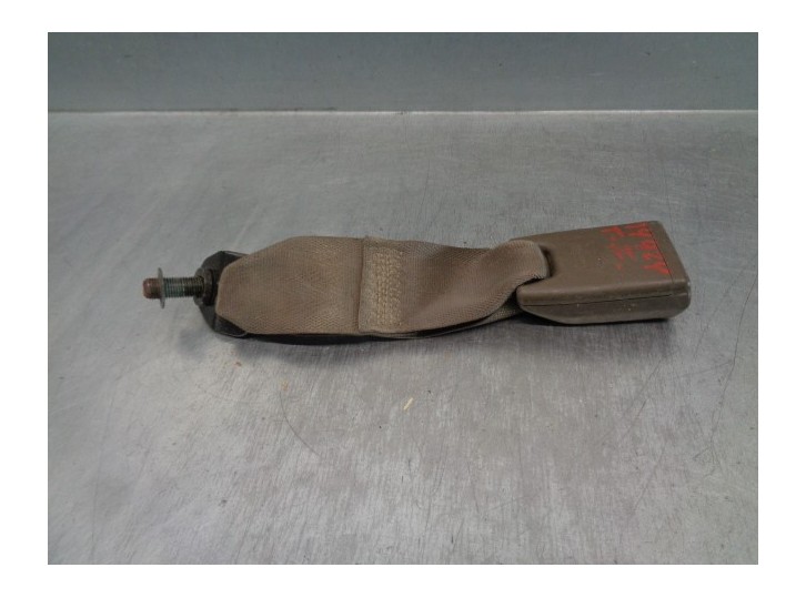 Recambio de enganche cinturon para mitsubishi l 200 (k34t) 2.5 turbodiesel referencia OEM IAM TK524  TRAS IZ.