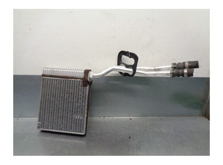 Replacement heating radiator / air conditioning for Volvo V50 estate 2.0 diesel CAT OEM IAM reference 3M5H18476EA 