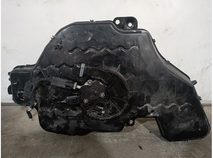 Recambio de deposito combustible para audi q3 (8ug) 2.0 16v tdi referencia OEM IAM 5N0131877C  CESTA 26