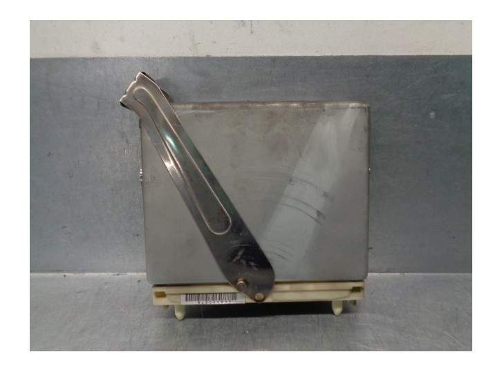 Recambio de centralita cambio automatico para volvo v70 familiar 2.5 turbodiesel referencia OEM IAM P09442008 T96410107 