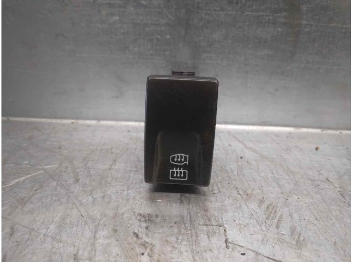 Recambio de botones salpicadero para ssangyong musso 2.9 turbodiesel cat referencia OEM IAM   