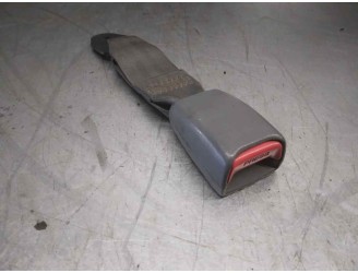 Recambio de enganche cinturon para ssangyong musso 2.9 turbodiesel cat referencia OEM IAM 7463005170AAP TRA DER 5 PUERTAS