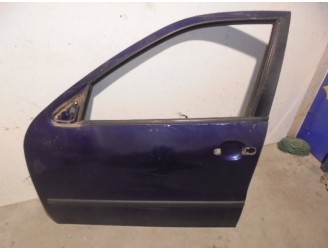 Replacement front left door for Seat Toledo (1m2) 1.9 tdi OEM IAM reference 1M0831055M BLUE 4 DOORS