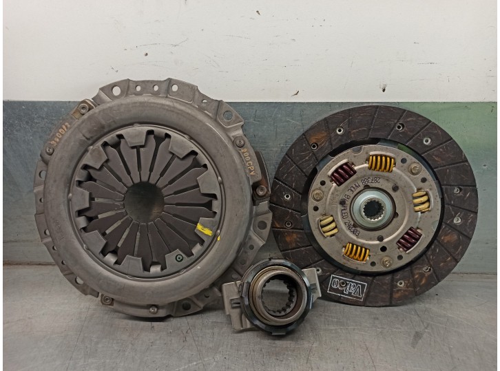 Replacement clutch kit for Seat Ibiza 1.7 diesel OEM IAM reference 287388 287388 VALEO