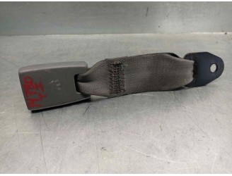 Recambio de enganche cinturon para ssangyong musso 2.9 turbodiesel cat referencia OEM IAM 7463005170AAP TRA IZQ 5 PUERTAS