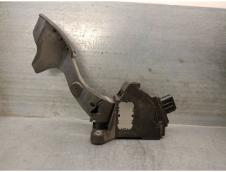 Recambio de potenciometro pedal para toyota yaris (_p13_) 1.5 hybrid (nhp130_) referencia OEM IAM 781100D110 781100D110 20844875