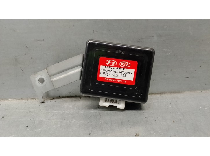 Recambio de modulo electronico para hyundai i30cw 1.6 crdi cat referencia OEM IAM 957002L010  