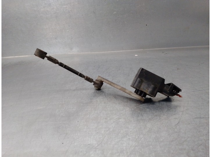 Recambio de sensor para land rover discovery 2.7 td v6 cat referencia OEM IAM RQH500051 TRAS IZQ 