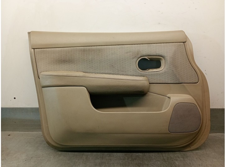 Recambio de guarnecido puerta delantera izquierda para nissan tiida hatchback (c11) 1.5 dci referencia OEM IAM 80901EM12B 80901E