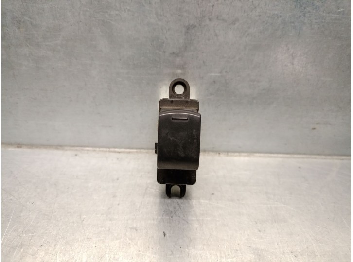 Replacement rear left window regulator switch for Nissan Tiida Hatchback (C11) 1.5 dCi OEM IAM reference 25411AX010 25411AX01
