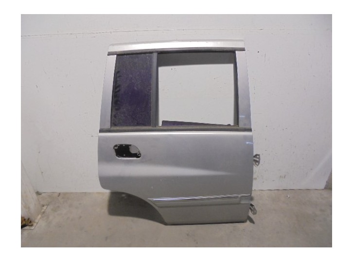 Recambio de puerta trasera derecha para ssangyong musso 2.9 turbodiesel cat referencia OEM IAM 6300205064 GRIS 5 PUERTAS