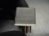 Replacement relay for Seat Ibiza (6K) 1.4 OEM IAM reference 191937503 