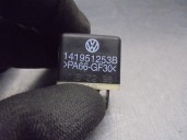 Replacement relay for Seat Ibiza (6K) 1.4 OEM IAM reference 141951253B 