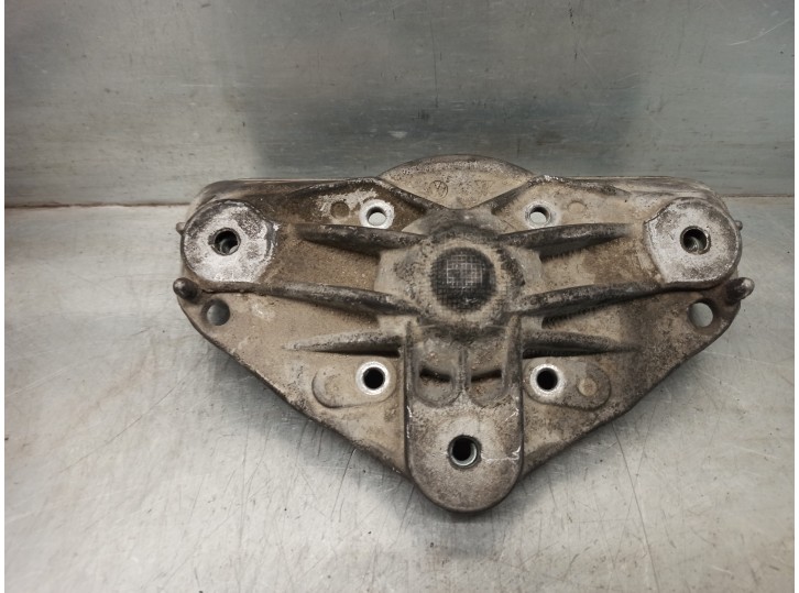 Recambio de copela amortiguador delantero derecho para volkswagen touareg (7la) 5.0 v10 tdi cat (ayh) referencia OEM IAM 7L04123