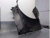 Recambio de calandra delantera de radiador para land rover discovery 2.7 td v6 cat referencia OEM IAM PGK500095 