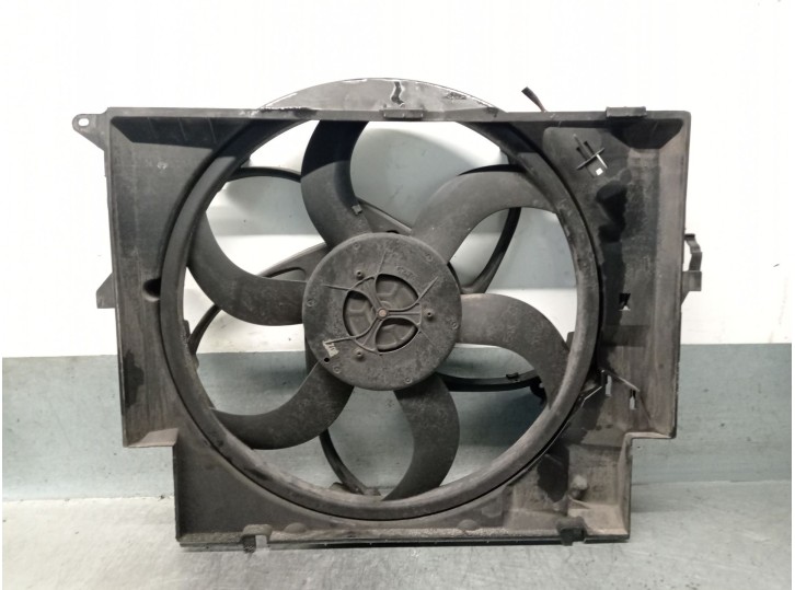 Recambio de electroventilador para bmw 3 (e90) 320 d referencia OEM IAM 17427788906 17428506668 8240431 GATE