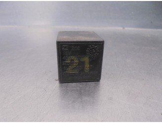 Replacement relay for Seat Ibiza (6K) 1.4 OEM IAM reference 1L0953227 