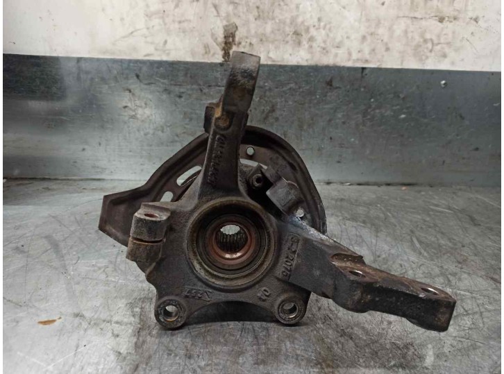 Recambio de mangueta delantera izquierda para opel corsa c blue line referencia OEM IAM 13154317  