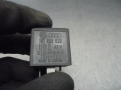 Replacement relay for Seat Ibiza (6K) 1.4 OEM IAM reference 191955529 