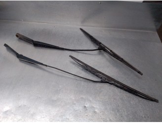 Recambio de brazo limpia delantero derecho para seat ibiza (6l1) 1.4 16v referencia OEM IAM 6L1955410C  