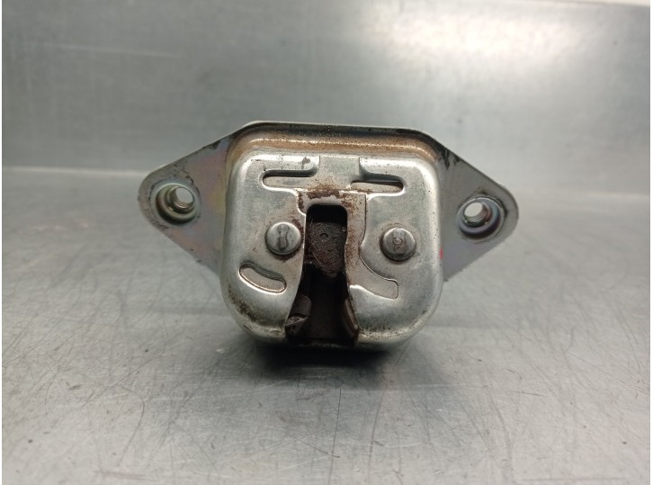 Recambio de cerradura maletero / porton para subaru legacy kombi/outback b14 2.0 diesel cat referencia OEM IAM 63032FG100 4 PINE