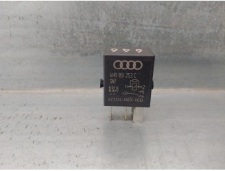 Recambio de rele para audi q3 (8ug) 2.0 16v tdi referencia OEM IAM 4H0951253C  
